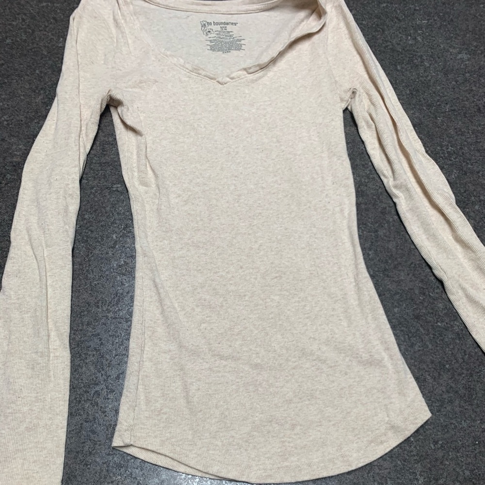 Long Sleeve No Boundaries Beige Shirt Small